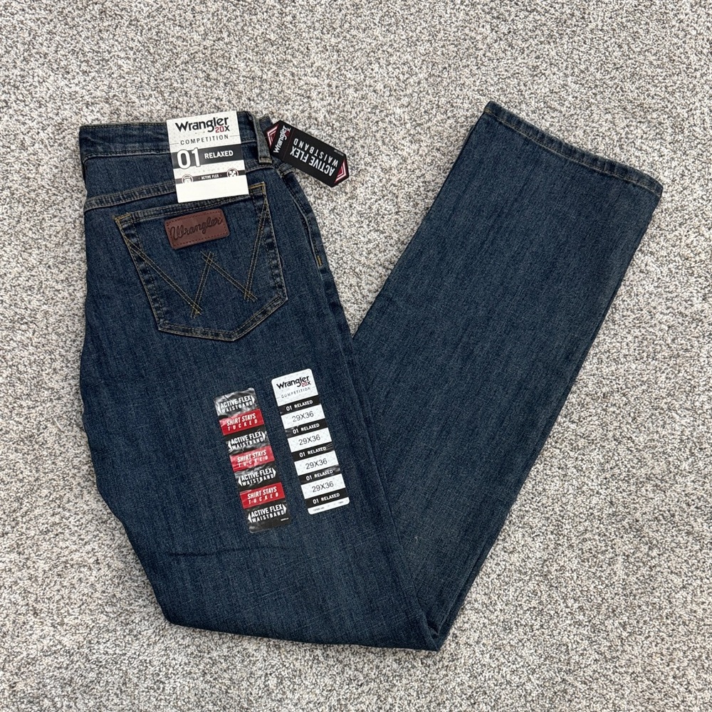 Wrangler Men's Deep Indigo Relaxed Jeans